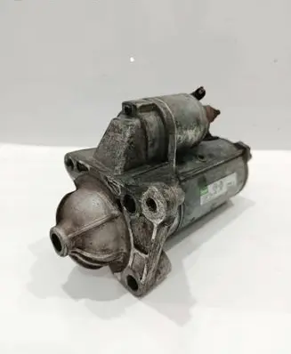 Opel Vivaro Starter motor 8200628419 D7R44