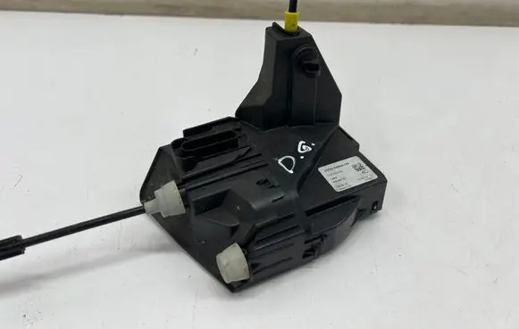 Land Rover Discovery 5 Rear door lock HY3224994CB