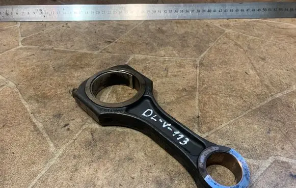 Mercedes-Benz E W212 Connecting rod/conrod 65100