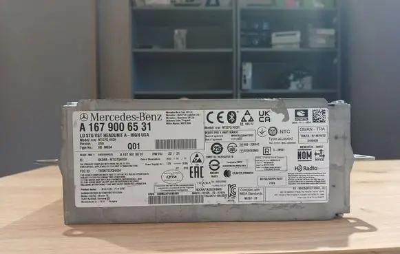 Mercedes-Benz GLE W167 Radio/CD/DVD/GPS head unit A1679006531