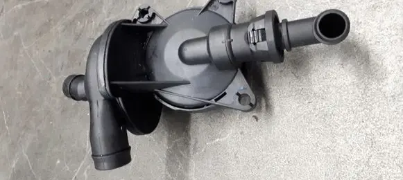 BMW 3 E46 Oil breather separator 