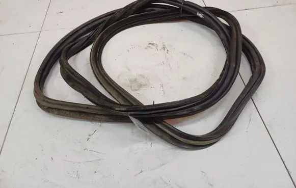 Opel Vectra C Trunk rubber seal (body) 
