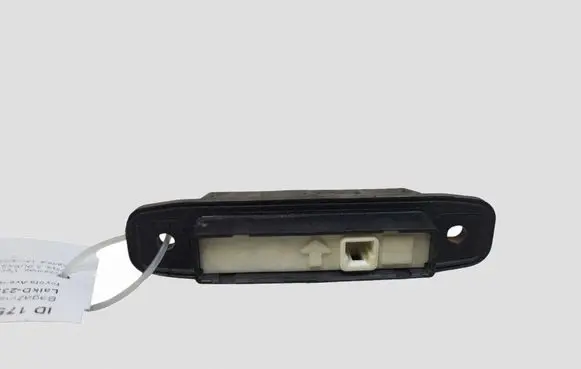 Toyota Avensis T270 Tailgate opening switch 9655S91