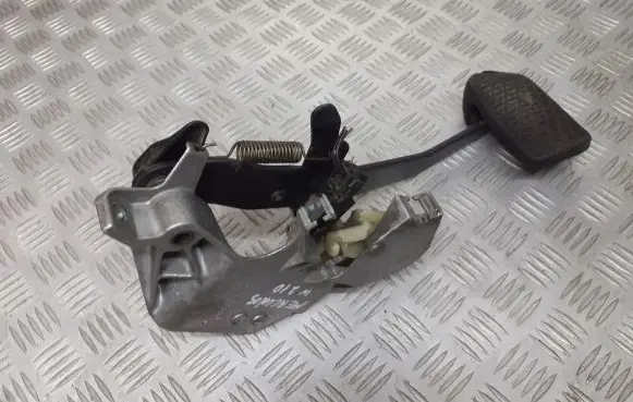 Mercedes-Benz E W210 Clutch pedal 2102900619