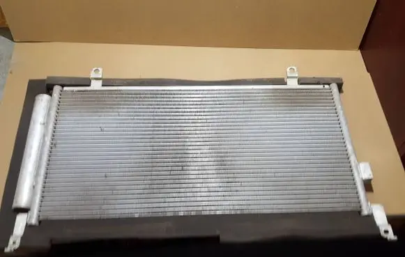 Subaru Forester SJ A/C cooling radiator (condenser) 73210SG001 T1028817ZD 18Z00403