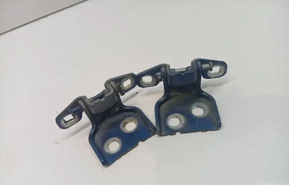 Dacia Duster II Front door hinge set 