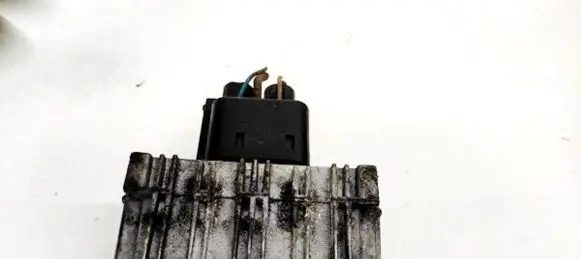 Opel Signum Glow plug pre-heat relay 55354141 51299018A