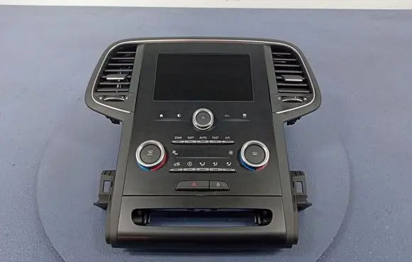 Renault Megane IV Radio/CD/DVD/GPS head unit 681833236R