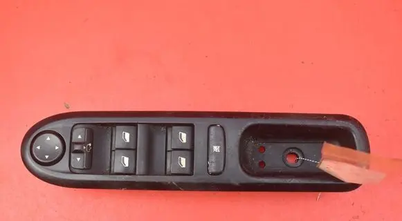 Peugeot 407 Electric window control switch 96468704XT