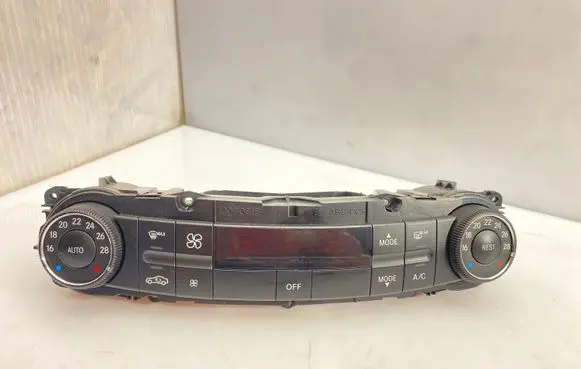 Mercedes-Benz CLS C219 Climate control unit 2198303985