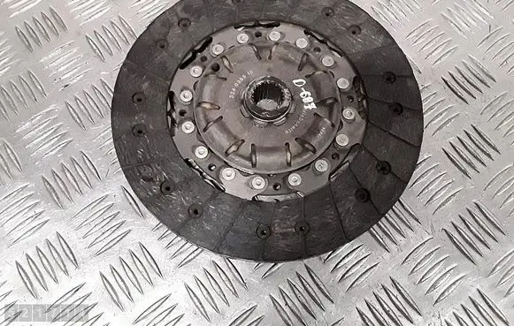 Volkswagen Scirocco Clutch pressure plate 324035510