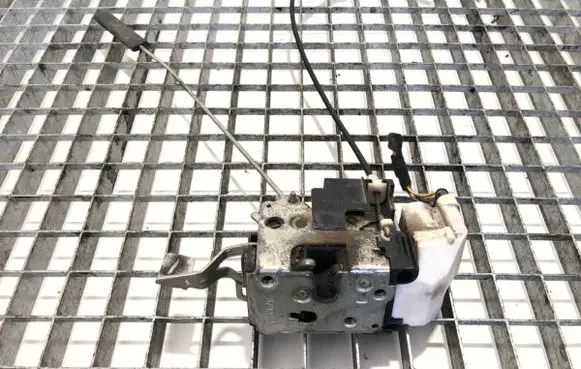 Front door lock