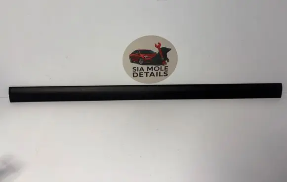 Audi A4 S4 B5 8D Front door trim (molding) 8D0853953