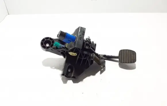 Renault Trafic III (X82) Clutch pedal 465033911R