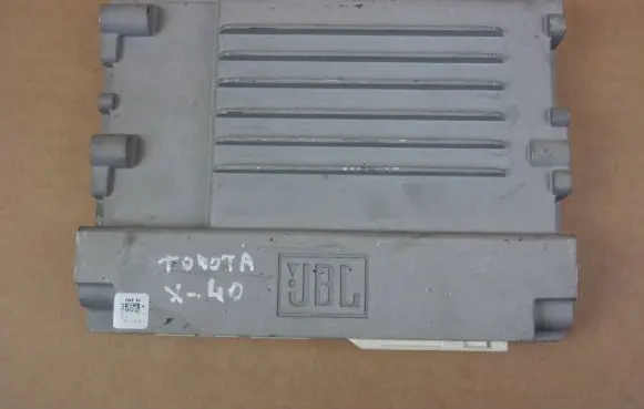 Toyota Camry VIII XV70 Sound amplifier 8628033251