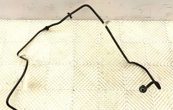 Ford Focus Fuel line/pipe/hose JX619D668LC