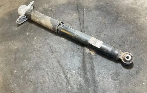 Volvo XC40 Rear shock absorber/damper 32376335