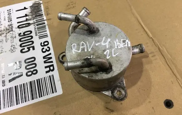 Toyota RAV 4 (XA20) Engine oil radiator 