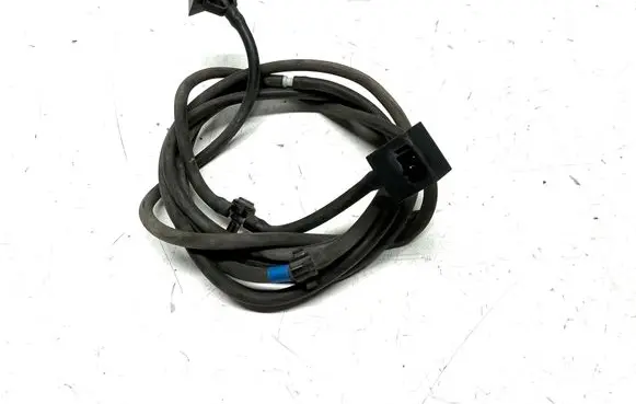 Nissan Qashqai Windshield washer spray nozzle 