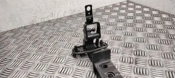 Volvo V70 Tailgate/trunk/boot hinge 31298103 31298104