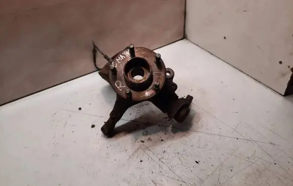 Ford Focus C-MAX Front wheel hub