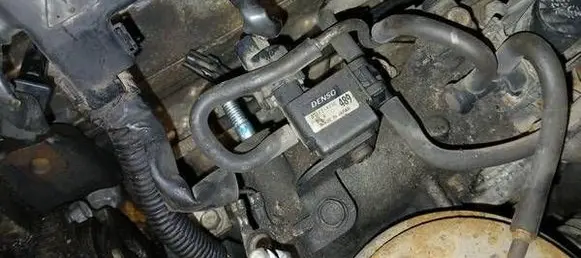 Honda CR-V Turbo solenoid valve 1013624890 101362-4890