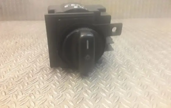 Mercedes-Benz A W169 Light switch 1695451704