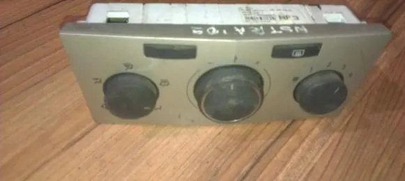 Opel Astra H Climate control unit 90151357 90151-357