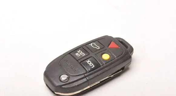 Volvo XC90 Ignition key/card 8688800