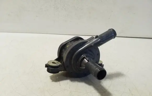 Toyota bZ4X Electric auxiliary coolant/water pump G904042050