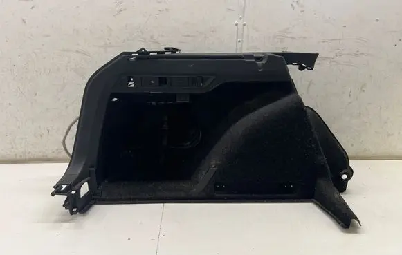 Skoda Octavia Mk4 Trunk/boot side trim panel 5E7867427A