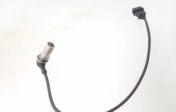 Volkswagen PASSAT B4 Crankshaft position sensor