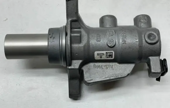 Volvo XC40 Master brake cylinder A1S17M9 1GCEE6 8888790731