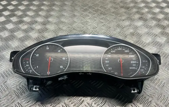 Audi A6 S6 C7 4G Speedometer (instrument cluster) 4G8920932S