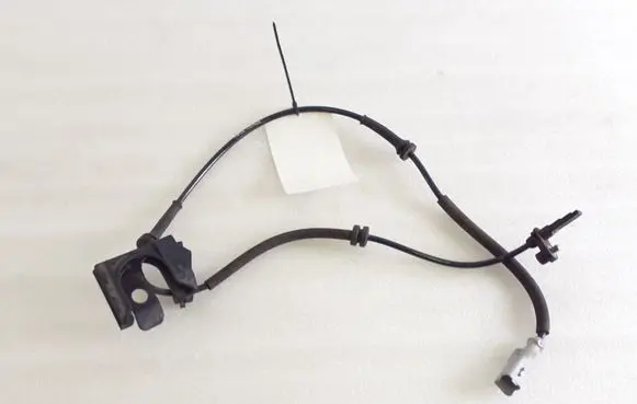 Opel Vivaro ABS brake wheel speed sensor 9806039580 9806875480