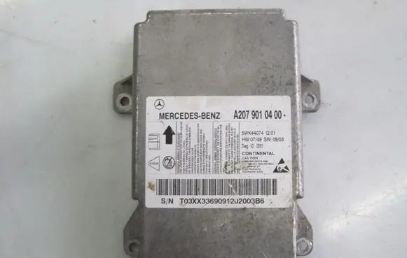 Mercedes-Benz E A207 Other control units/modules A2079010400