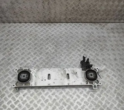 Toyota ProAce City Engine mounting bracket 9840719280