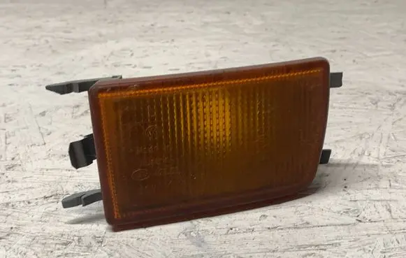 Volkswagen Golf III Front indicator light 1H0953155B