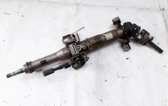 Nissan Primera Steering wheel axle
