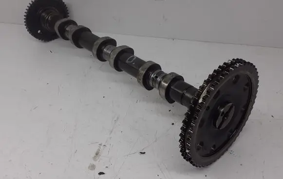 Hyundai ix 55 Camshaft 243313A000