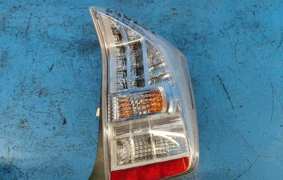 Toyota Prius (XW30) Boot/trunk interior light 8155147121