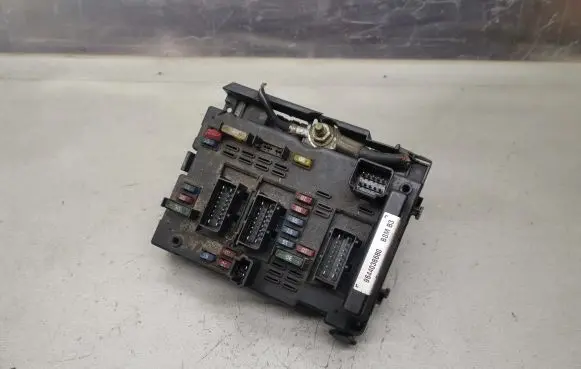 Peugeot 307 BSM Control unit 9644038680 BSMB3