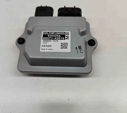 Lexus ES 250 - 300 - 330 Fuel injection pump control unit/module 4998001070 8957142010