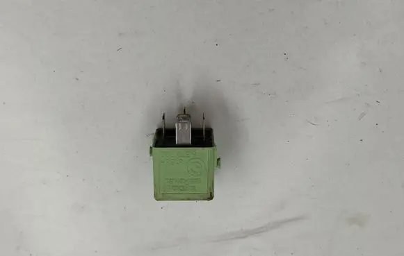 BMW X5 E53 Other relay 61368373700