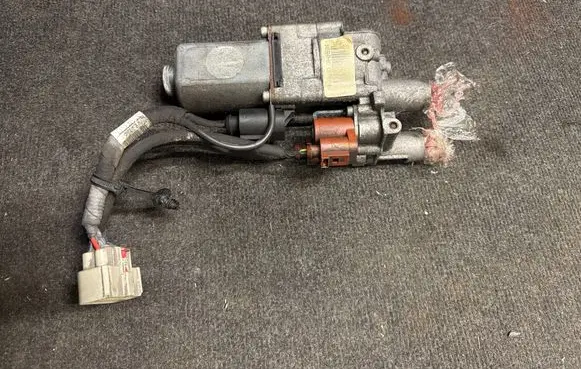 Chevrolet Camaro Rear gearbox reducer motor 84059648