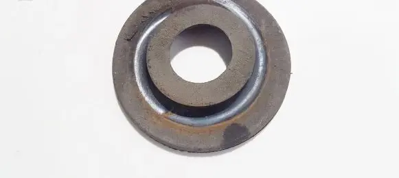 Volkswagen PASSAT B6 Front coil spring rubber mount 1k0512149b