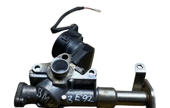 BMW 3 E92 E93 EGR valve 7563241 756324104