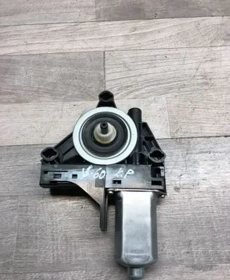 Volvo V60 Front door window regulator motor 966268102