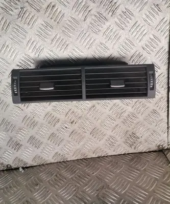 Audi A4 S4 B7 8E 8H Dash center air vent grill 8e0820951h