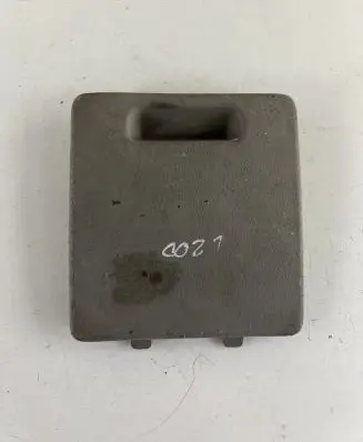 Mitsubishi L200 Fuse box cover 7430A161